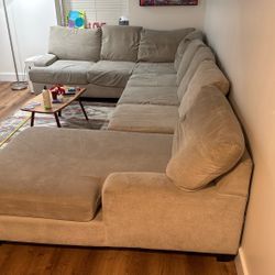  Large Beige Sectional Sofa – Super Comfortable – Perfect for Hosting! – $400