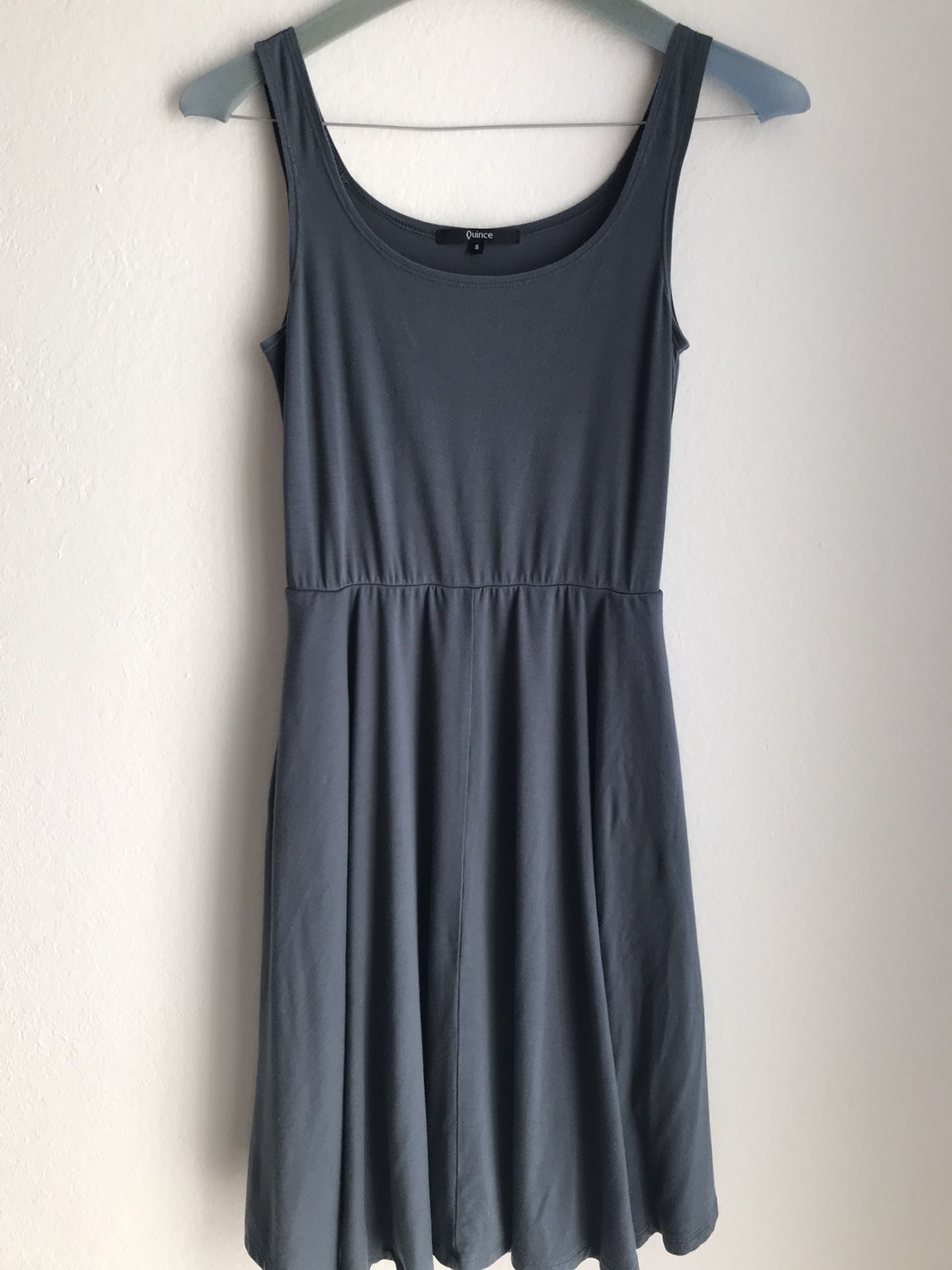 Quince Jersey Mini dress size s 