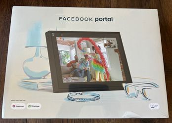 Facebook Portal (2nd Generation) Smart Speaker - Black, 10” NEW SEALED WD50JM