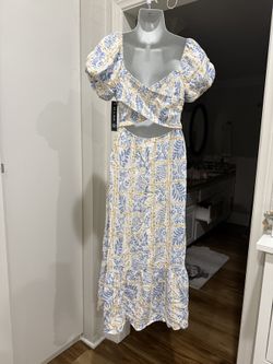 As U Wish Blue Tile Print Cutout Maxi Dress Women's Small Puff Sleeve Smocked NWT