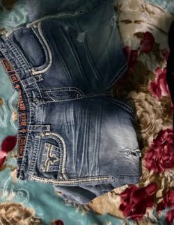 Rock revival jeans
