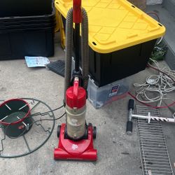 Dirt Devil Vacuum