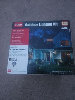 Toro outdoor low voltage ten peice light kit