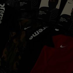 Nike & Supreme ( Ski / Hood )