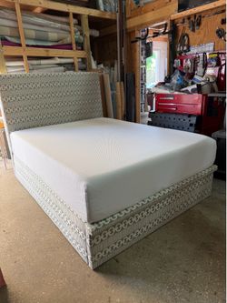New custom made Queen size bed