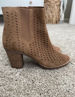 Toms Open Toe booties