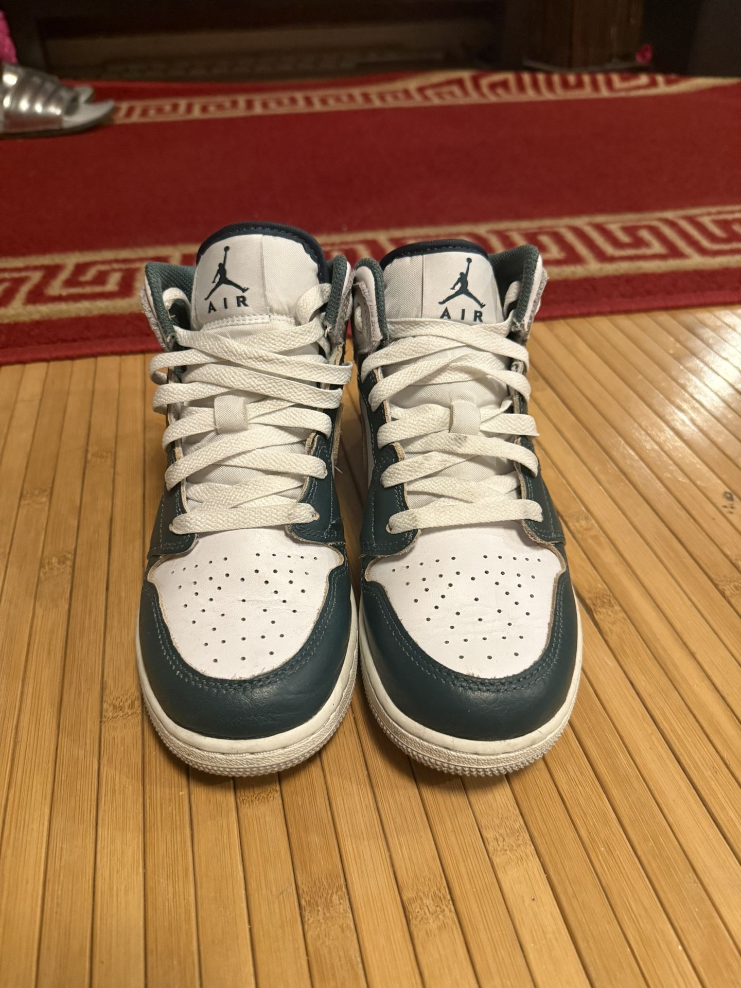 Nike Air Jordan Mid SE