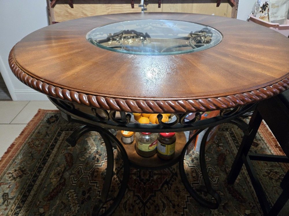 Ashley Dining Table