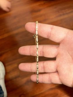 Women's 14k yellow gold bracelet 7in 9.18g