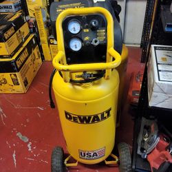 Dewalt 27 Gallon Compressor 