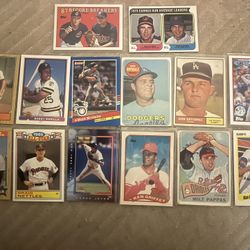 Baseball Lot Derek Jetter, Ken Griffey, Etc..