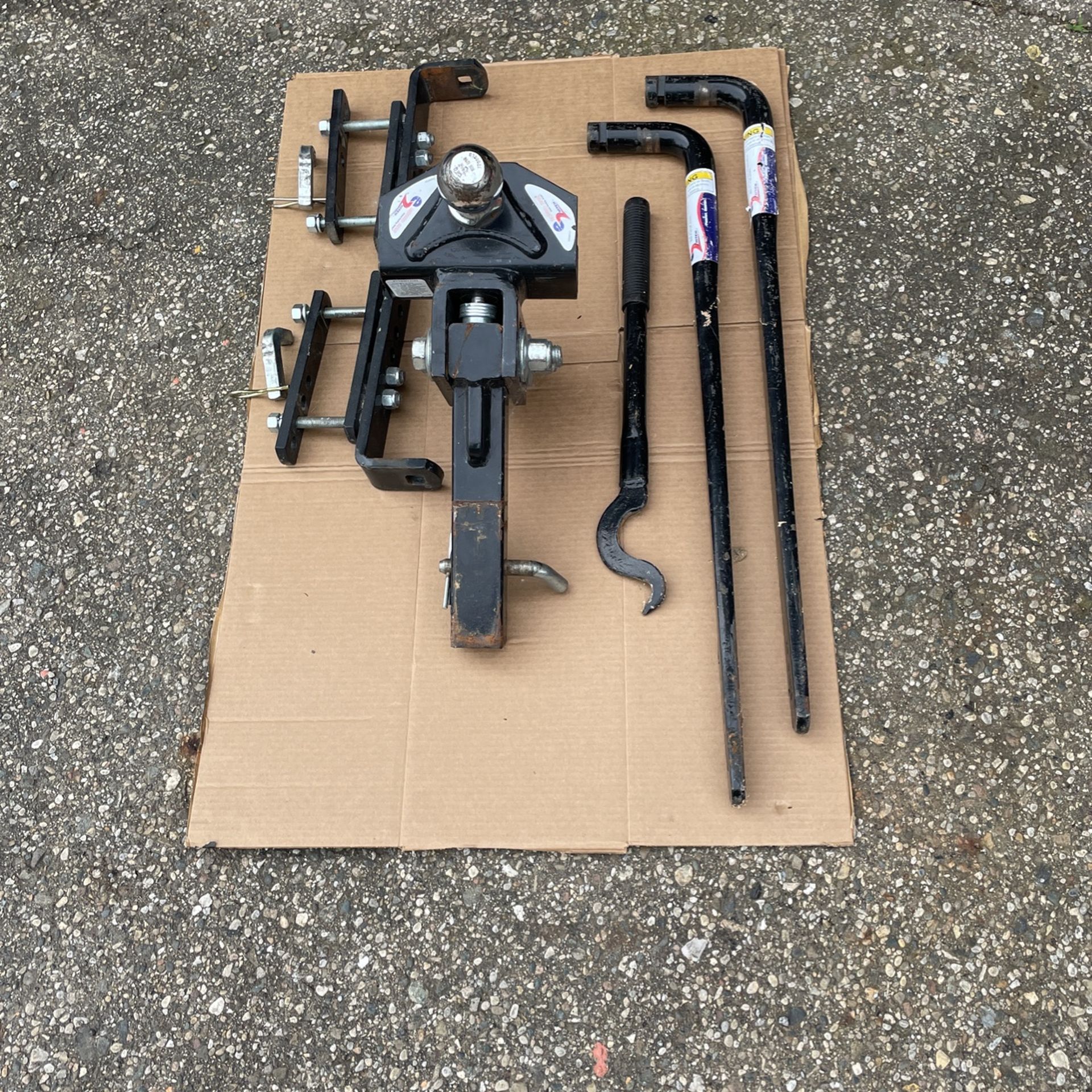 Round Bar 2-Z Hitch