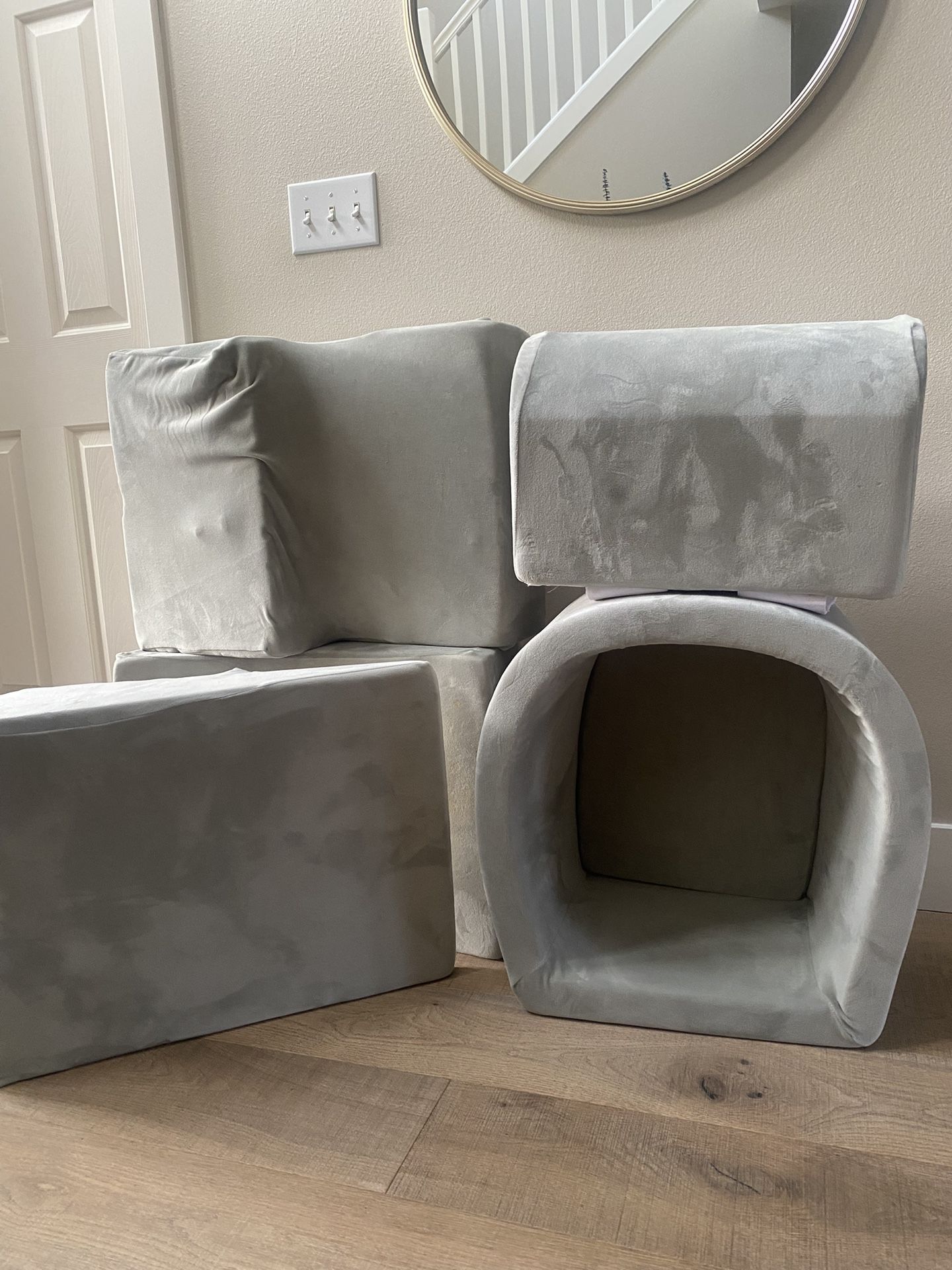 HOFISH stacking Soft Play Blocks
