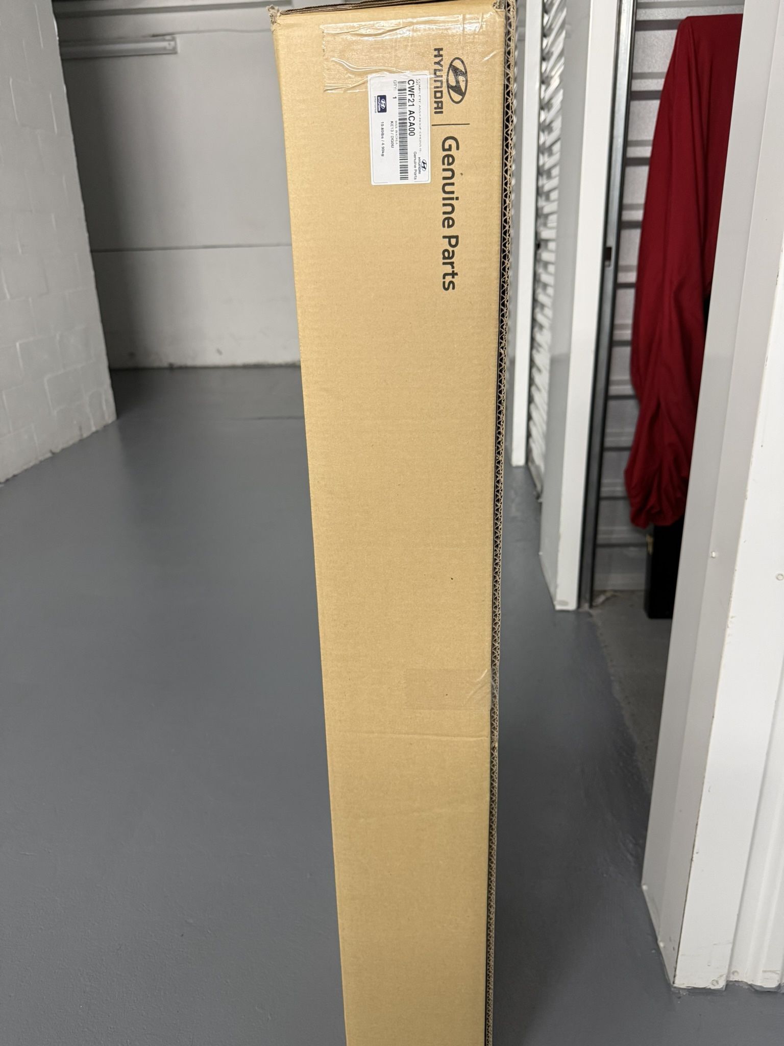 Hyndae Roof Rack  FOR 2022 THRU 2026 TUCSON NEW IN BOX $100. Color Gray