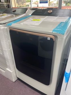 Samsung 7.4 cu. ft. Smart ELECTRIC Dryer with Steam Sanitize+