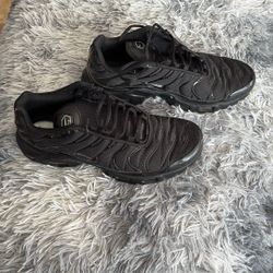 Nike Air Tn Size 8 
