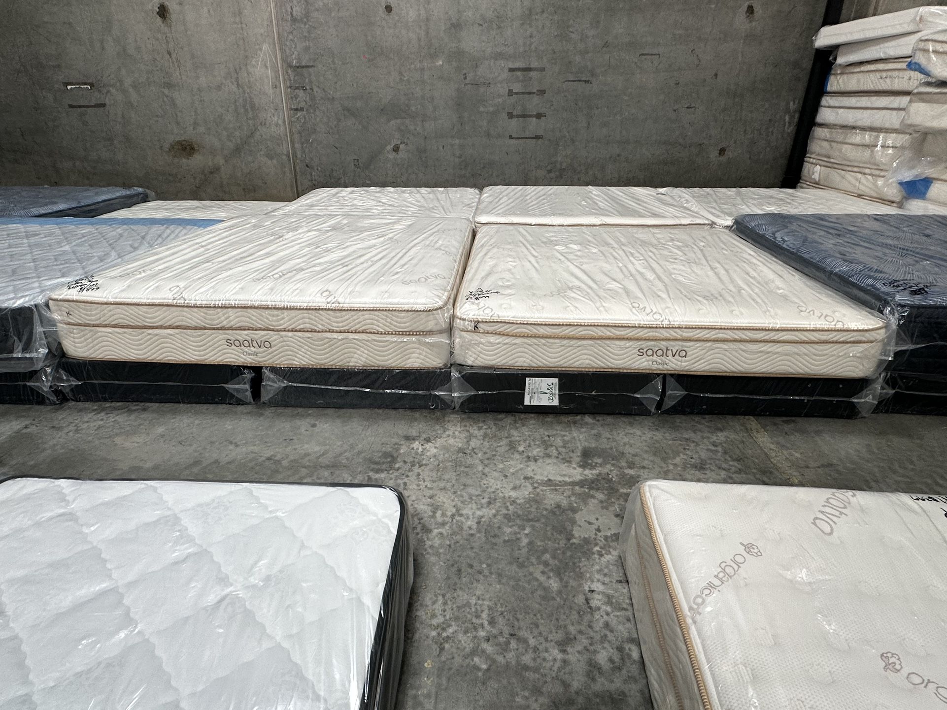 King Saatva Classic Pillow Top Mattress Liquidation