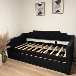 Twin Size Trundle Bed 