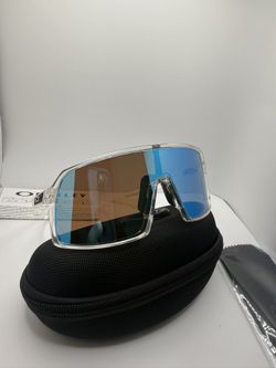 oakley sutro clear lens