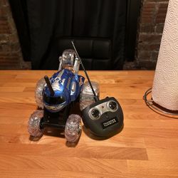 Thunder Tumbler RC Stunt Car w/ Remote — Works Great