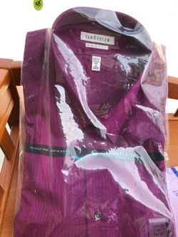 New raisin berry color Van Heusen dress shirt
