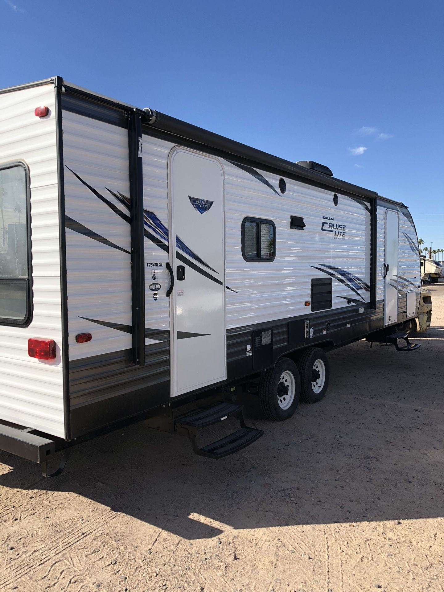 2018 Forest River Salem 254XLS travel trailer