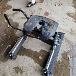 5th Wheel Hitch 
