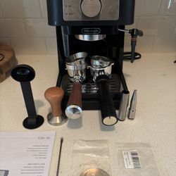 De'Longhi Stilosa Manual Espresso Machine