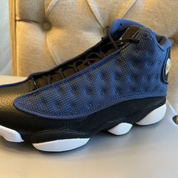 DS New In Box Jordan 13 “Navy”-Size 7.5 Men’s