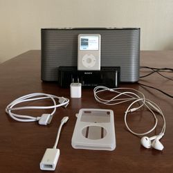 iPod Classic 7th Generation 160 Gb Bundle *Like New (Rare)