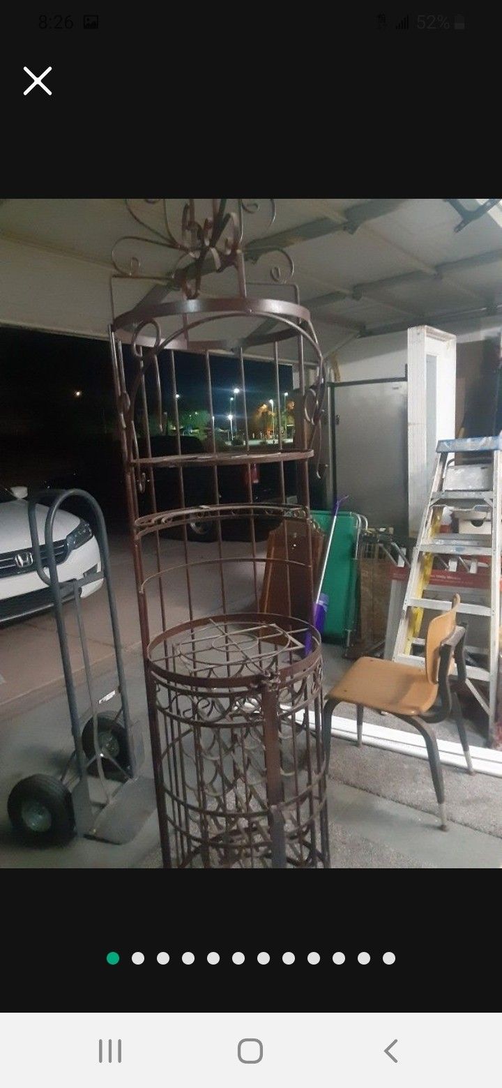 Round Wine Rack