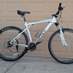 29" GT KARAKORAM MENS HARDTAIL MOUNTAIN BIKE. (XL).. EXCELLLENT CONDITION WITH FRESHLY TUNE UP 👌🏼