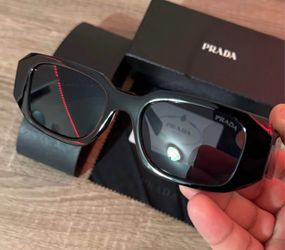 Prada Symbole Black Rectangle Sunglasses with Box Case & Cloth Like New