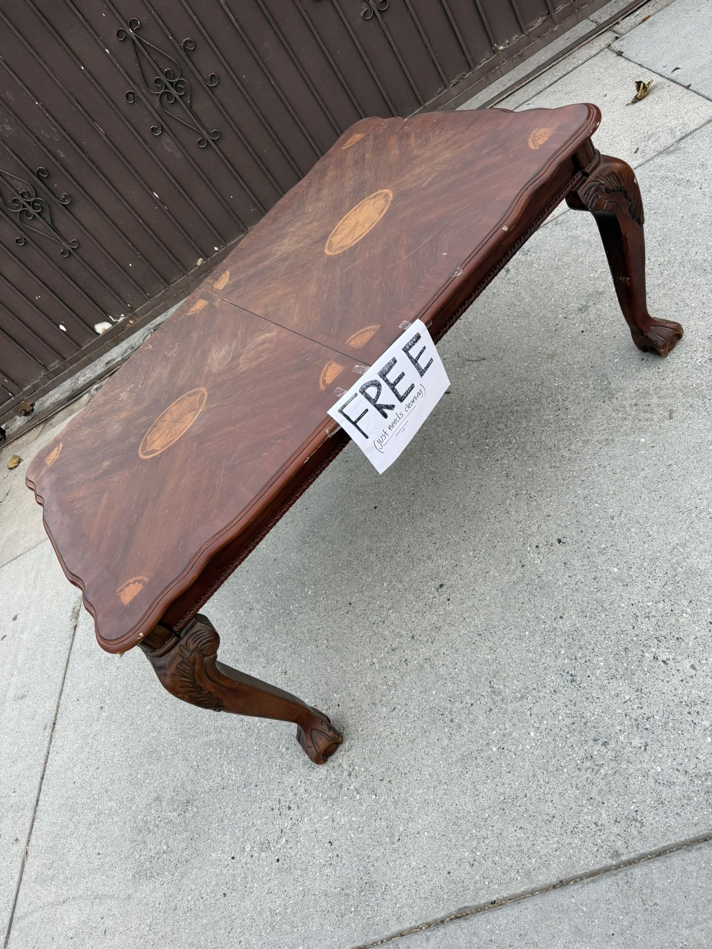 **FREE TABLE**