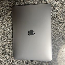 2023 MacBook Pro 13” M2
