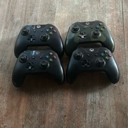 Xbox One Controllers $30 To $40 Each 