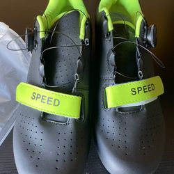 Cycling Shoes Men Peloton Size 41 Size 8 Cheap!