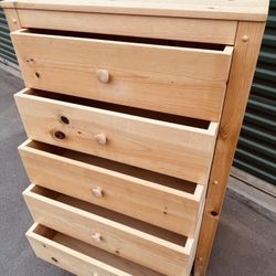 chest of drawers good pine 30”Wx45.5”Tx15”D/ Puro pino cajonera buena 