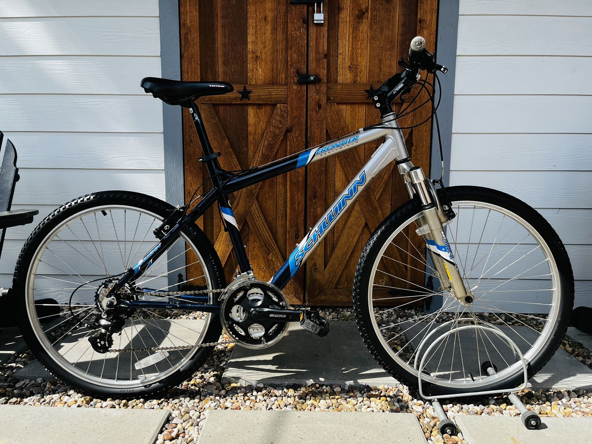 Schwinn Frontier Mountain Bike for Sale in Houston, TX - OfferUp