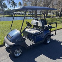 Club Car precedent golf cart
