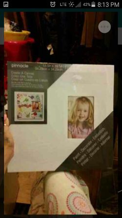 Blank canvas with pic