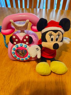 Minnie Phone and Plushy