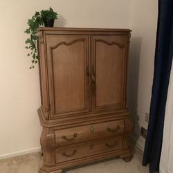 Solid Maple Armoire – Great Condition & Lots of Storage!