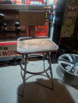 Industrial  metal  chair
