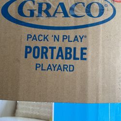 Portable Play Yard 