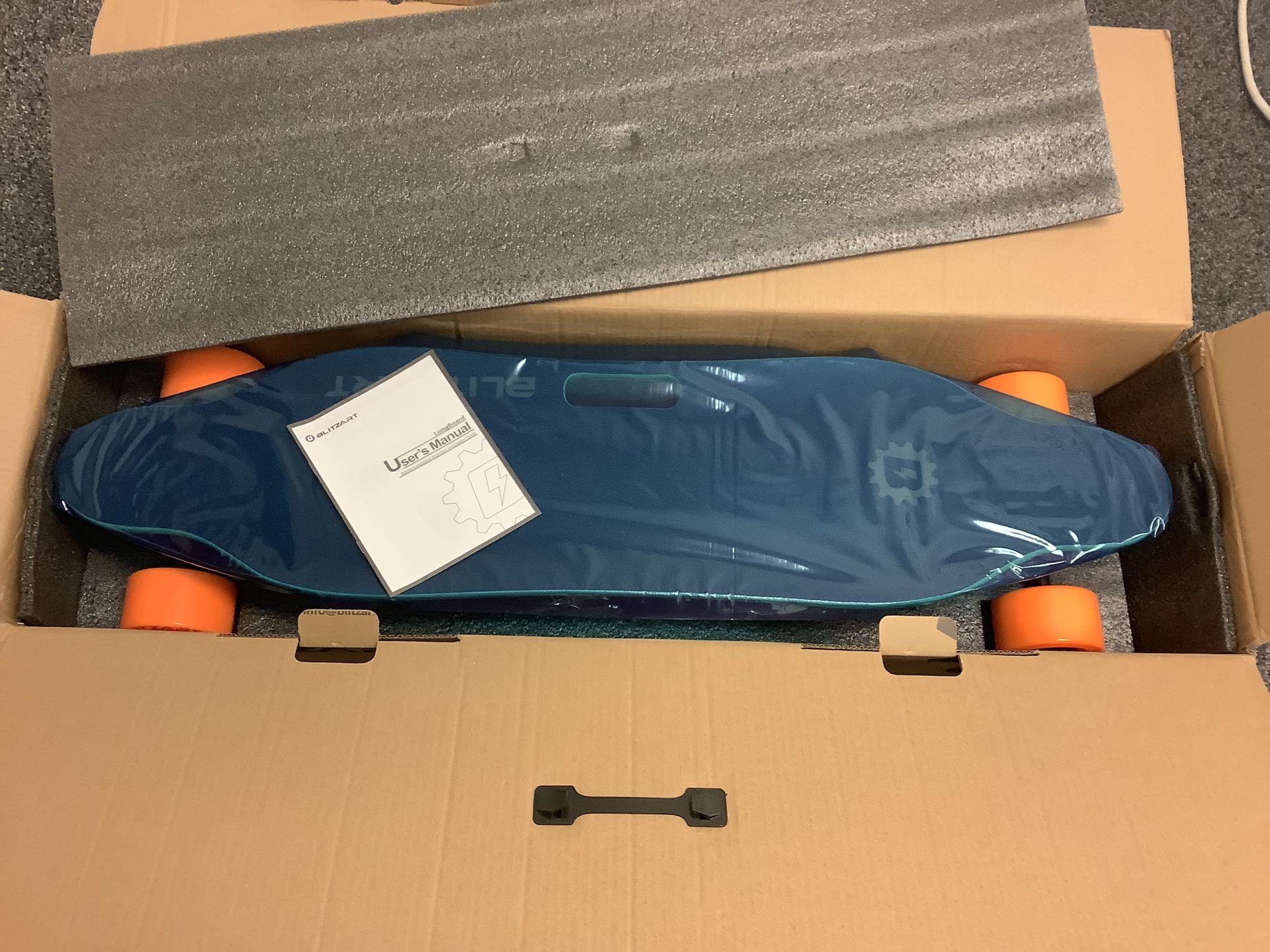 Blitzart 38" Hurricane Electric Skater