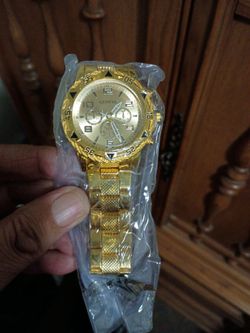 MEN'S GENEVA CHRONOGRAPH GOLD WATCH NEW