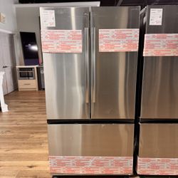 New Samsung 32 cu. ft. French Door Refrigerator rf32cg5100sr
