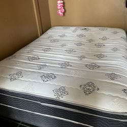 Queen Size Mattress With Frame