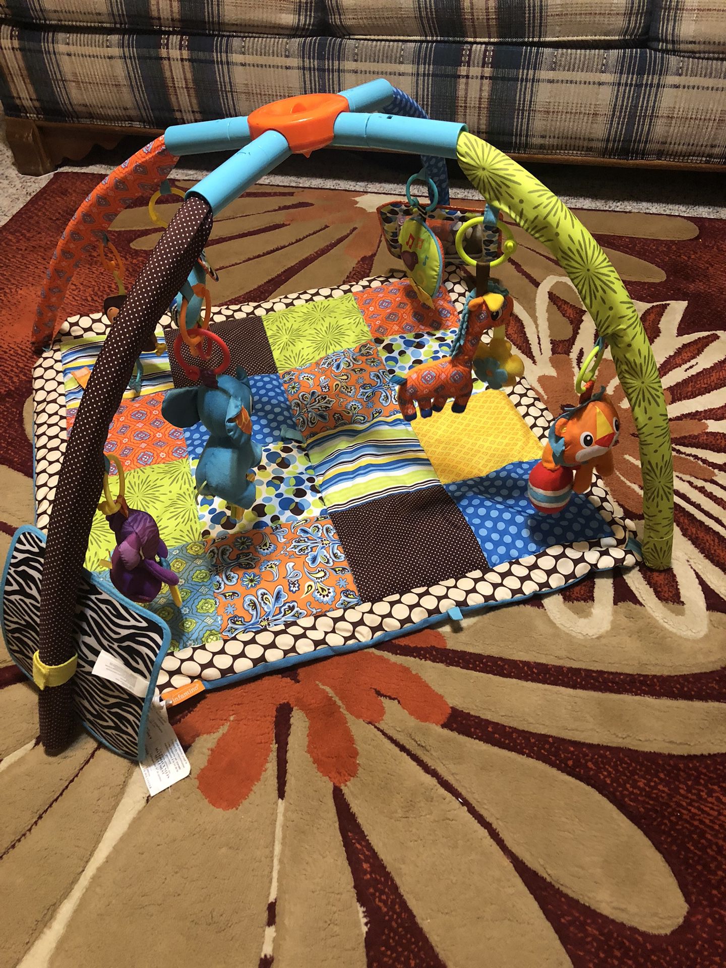 Infantino twist and fold activity gym and play mat